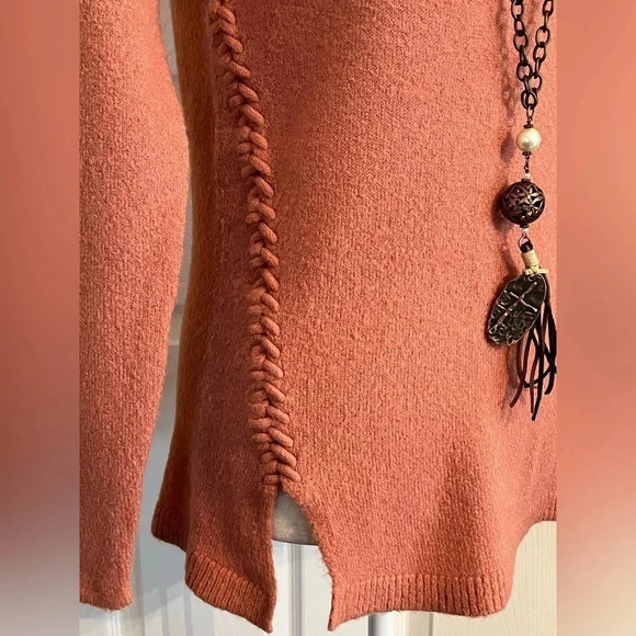 Pink Rose Light Peach Sweater‎ - Size XS - Picture 9 of 11